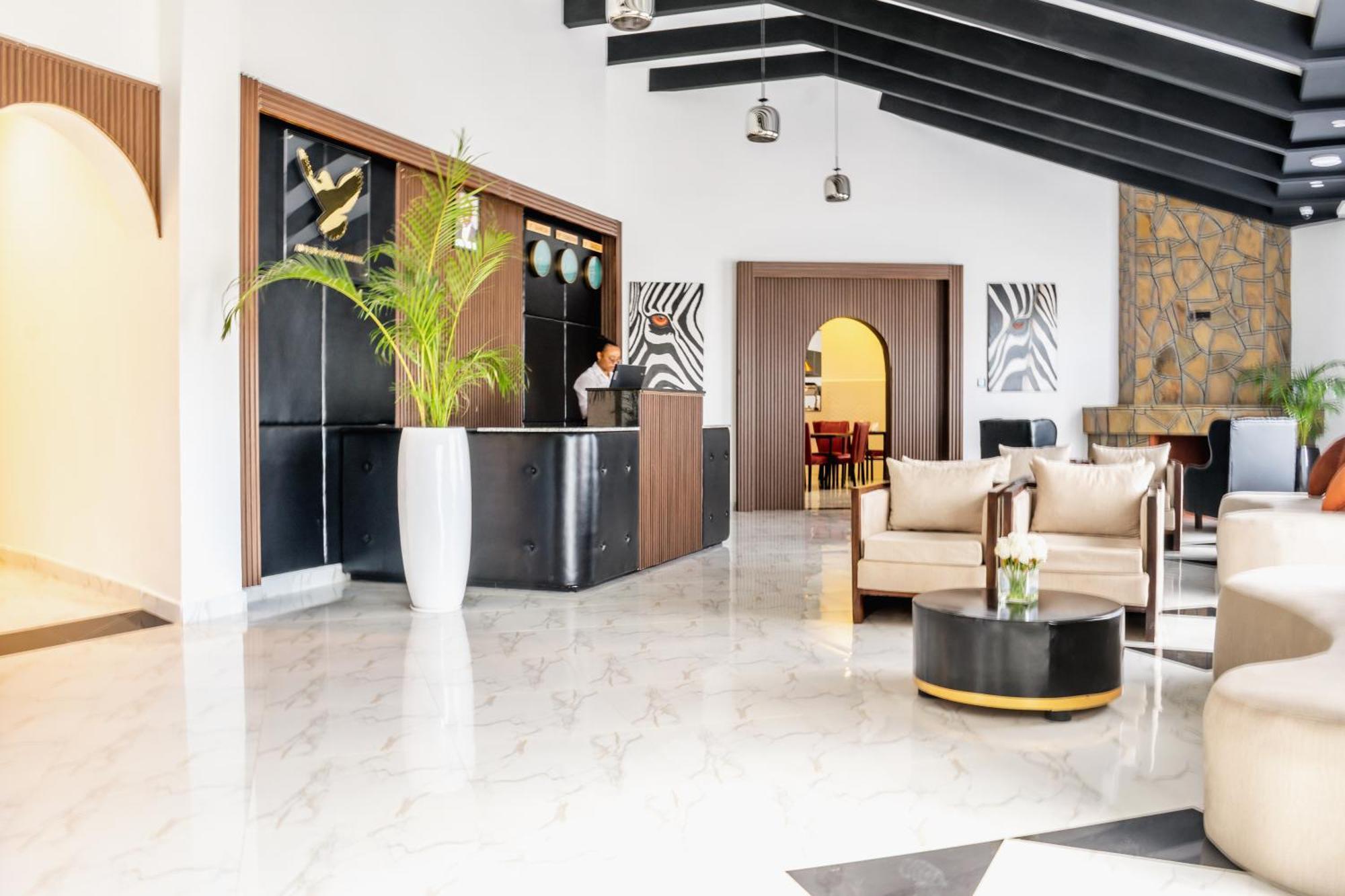 Avian Court Penthouse Apart otel Naivasha Dış mekan fotoğraf